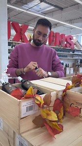 Elle arrive.... 🎄 le catalogue jouet de noël lui est déjà en magasin 😉#mariahcarey #noel #noel2024 #jouets #catalogue #promo #humour #fun #christmas #mariah #christmasmood #christmastime | E. Leclerc Olivet