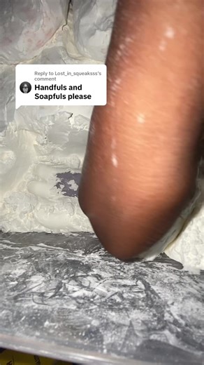 Replying to @Lost_in_squeaksss #fypシ゚ #cornstarch #cornstarcheating #cornstarchasmr #asmr #asmrsounds