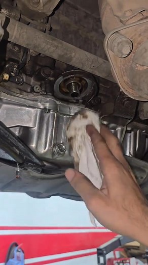 2K views | Honda accord oil filter changing trick #automotive #DIY #mechanic | Engine Mechanic Engineer | Facebook