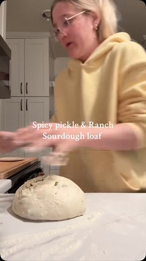 Lydia on Instagram: "SPICY PICKLE & DILL sourdough loaf pt1! #pickle #picklelover #sourdough #sourdoughstarter #sourdoughbread #spicypickle #picklesourdough"