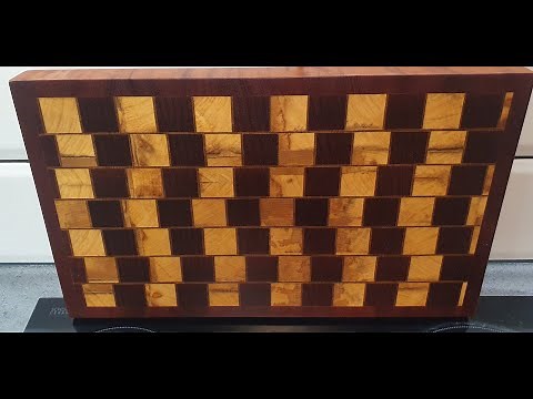 Optical illusion end grain cutting board