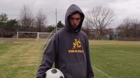 How to Play Winger in Football – Top 5 Essential Moves for Wingers