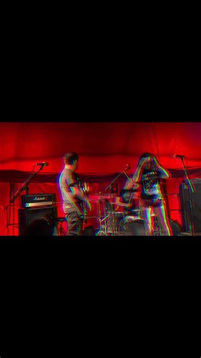 Jony Tubad on Instagram: "Promo extract of the track "Leave Me Alone" from the first EP of YUNK, catchy melodic punk band from Bilbao. Live at Ol'Dirty Beat Fest, their 2nd gig. @yunk.punx Listen or buy the EP: link in bio Credit live video: @guezennecbruno"