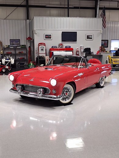 Who doesn't love a beautiful Ford Thunderbird? This is a very special 1956 Ford Thunderbird with a ton of history. Let us know if you want to heae more about it! #ford #thunderbird #classiccar #carsoftiktokcontest