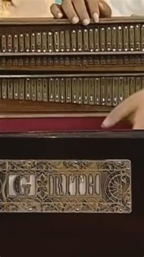 Basic of Harmonium by Pandit Ajoy Chakraborty #harmonium #harmoniumtutorial #harmoniumforbeginners