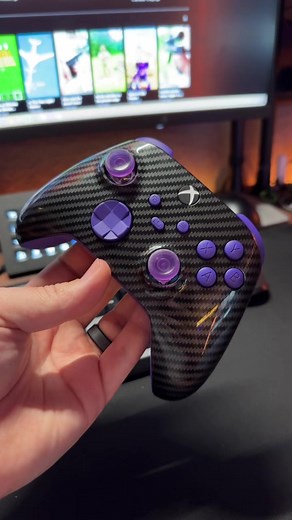 Modding my Xbox controller #xbox #gaming #gamingontiktok #gametok #customdiy