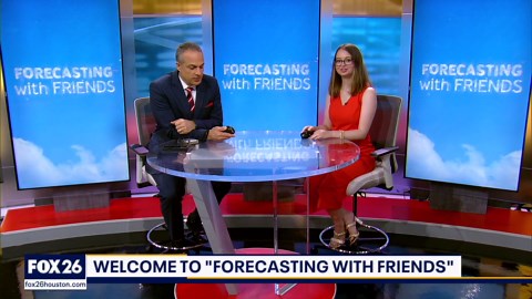 Falling squirrel caught on video | Forecasting with Friends
