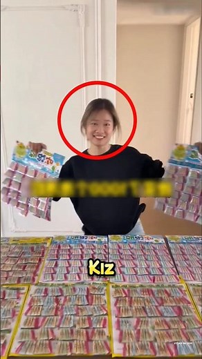 He made the largest balloon using 1000 rubber packs