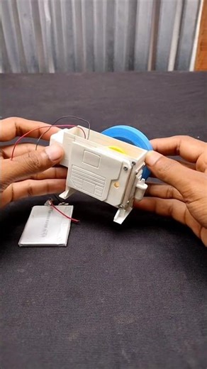 A mini-engine is being built.#tractor