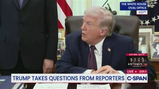 📹 Iran threatens US tech companies - Trump laughs it off