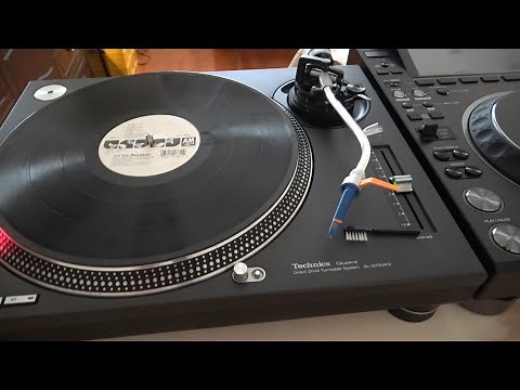 Technics SL-1210MK2 vs MK7 can they both keep a whole tune without drifting