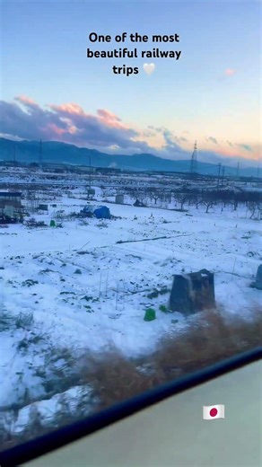 One of the most beautiful train ride in the world #今までで一番美しい鉄道の旅 🚆✨#japan #snowride #trainride