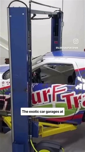 Live out your motorsports lifestyle in luxury!🤩