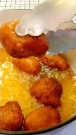 Homemade HUSH PUPPIES 😋 So YUMMY 😍 #food #cooking #bread #hushpuppi #recipe