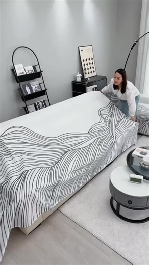 Colcover Sofa Cover on Instagram: "This sofa cover combines functionality and style. It’s the perfect addition to any home with its non-slip design, wear-resistant fabric,and washable features. Ideal for protecting furniture from pets, spills, and scratches. The sleek, modern look also enhances your home decor. Whether you have dogs, cats, or just want to keep your sofa looking fresh, this cover has got you covered! #SofaCover #CouchCover #WashableCouchCover #PetFriendlySofaCover #NonSlipCouchCo