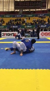 6.2K views · 58 reactions | This guard pass gave Igor Veríssimo the gold at the Brown Belt Adult Male Middle of the Brazilian Nationals 2017  essa passagem de guarda deu o ouro para Erico Veríssimo no peso médio da Faixa Marrom adulto! | International Brazilian Jiu-Jitsu Federation | Facebook