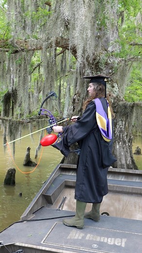 Throwback to my master’s graduation photos with Mr. Daniel Edgar and Ry! #reel #bowfishing #graduate #tbt | Anna The Archer