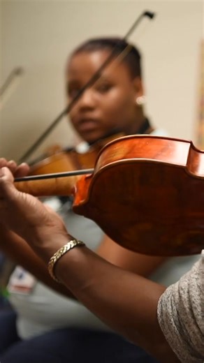 O'Connor Method String Camp Charlotte, North Carolina July 14 - 18, 2025 Directed by Mark O'Connor and Maggie O'Connor for violin, fiddle, viola, cello and bass Register now! www.oconnormethodstringcamp.com | Mark O'Connor