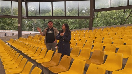 Winnipeg theatres celebrate funds for buildings