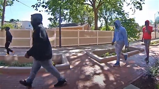 DC police seek 4 persons of interest in Southeast robbery
