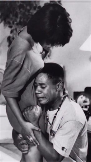 How many times do we repeat a system or set of protocols that do not work until we create new systems and protocols? So many #families broken — so much heartbreak! I feel obligated to create new systems - personally. I think most of us are done utilizing someone else’s #love systems that are not #sustainable. Are you? Let’s take a #community #poll ❤️❤️ There are no wrong answers - I want to know who is still repeating the #monogamy based #patriarchal love model and who is done. | Progressive Lov