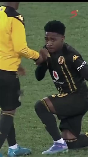 mfundo vilakazi X mduduzi shabalala🌟🇿🇦✌️#tiktokvrial #kaizerchiefs #amakhosi4life✌️💛 #fyp #millionviews AMAKHOSI AMAHLE🌟🇿🇦✌️💛