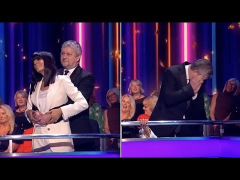 Strictly's Claudia Winkleman Hilariously Recreates Coldplay Kiss Cam!