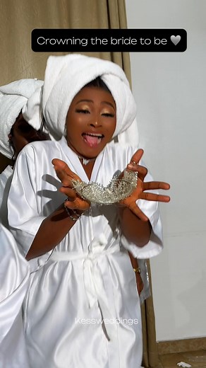 Bride and her girls 🩶Bride @ruby_ojiakor Groom @mocmaduEvent Planner @amadiva_bridals Asst Event Planner @roliveevents Wedding dress @amadiva_bridalsAll accessories @amadiva_bridalsTrain robes @amadiva_bridalsMakeup artist @zazi_beautyplace Hair @ever_precioushairHair stylist @kemzhair__Groom’s stylist @mickeycreates Groom’s outfits @Fai_world Groomsmen suit @fai_worldBride’s stylist @derinaclothingsReception dress @derinaclothingsAfter party dress @derinaclothingsBridal robe @derinaclothingsBr