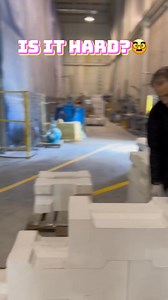 They said it’s a tough industry... but not when you're building with SYSTEM 3E. 😎 As our guest from Portugal put it: It’s fantastic! 3E elements are made from natural volcanic rock and shaped with millimetre precision. ✅ They click together like Lego, forming a solid monolithic wall that insulates, breathes and lasts. No glue. No mortar. No insulation. No delays. That’s how we build the future. 🏡 It’s no surprise that Radomsko is becoming a real hotspot, with visitors from all over the world s