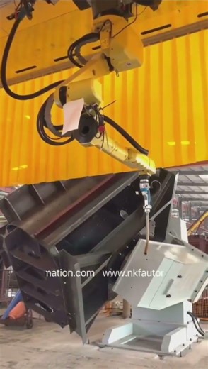 Our two-axis L-type positioner is compatible with #Fanuc robots for #welding