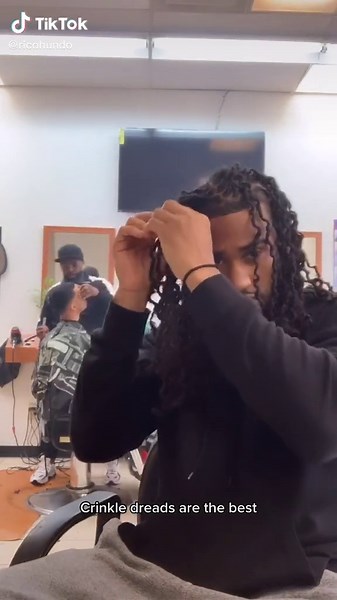 Trendy Crinkle Locs Hairstyle for Men