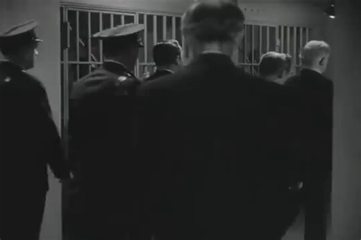 “So long Rocky”ANGELS WITH DIRTY FACES (1938)One of the most iconic, powerful scenes from that incredible decade in Hollywood — the 1930’s.#JamesCagney #PatOBrien