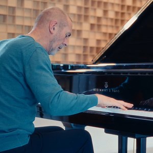Roger Muraro begins his recording relationship with Alpha Classics with Liszt: Années de pèlerinage. The great French pianist describes this monumental masterwork as 'a work of ‘universal intimacy’ in which an intense Romanticism resonates in the soul of each and every one of us'. → Discover 'Liszt: Années de pèlerinage', out now: https://lnk.to/LisztAnneesDePelerinageFA | Alpha Classics