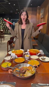 COMI MUITO! E com até 60% de desconto! É o seguinte: para quem já conhece o @cocobambuoficial , corre para provar pratos novos! E para quem nunca foi, corre para se deliciar! O Coco Bambu está com o Menu de Ofertas, com pratos com até 60% de desconto, incluindo essas moquecas que você viu, peixada e muito mais. Sério, vai lá ser feliz e depois me conta, tá? #cocobambu #camarão #publi #experimentando | TPM, pra que te quero?