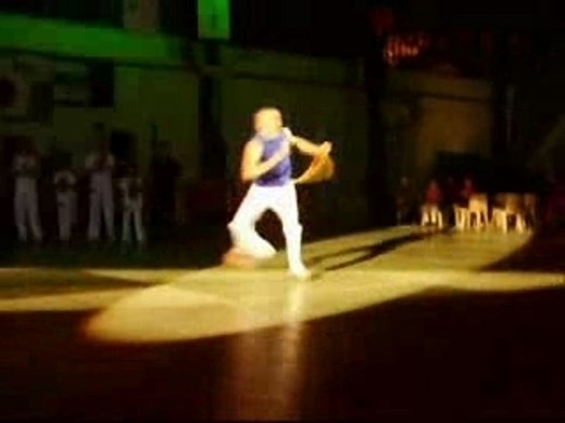 Demo capoeira a limour