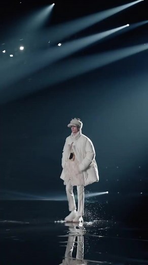 #givenchy #model #fashionshow #menstyle #men #fallwinter2021