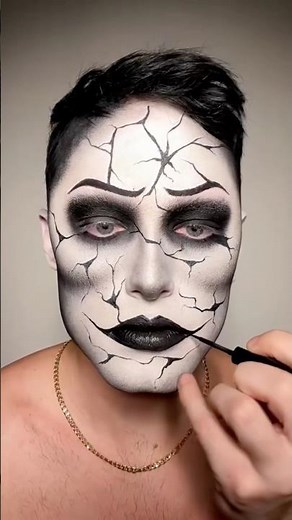 Coraline’s Mother Creepy Halloween SFX Makeup Tutorial #coraline #halloweenmakeup #halloween #sfx