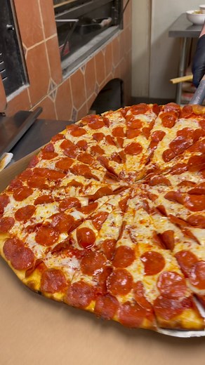 Teacher’s Cut: here’s your homework 😋👌🔥 | Burattino Brick Oven Pizza