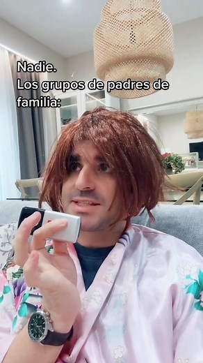 1.8M views · 56K reactions | El grupo de whatsapp de padres del colegio #humor #chat #whatsapp #conversaciones #grupos | Nachter | Facebook