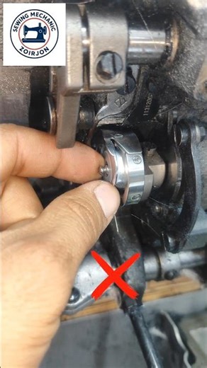 “Bobbin stuck? Try this! 😎🧵”