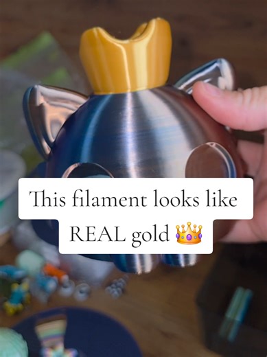 Tiny Crown for Kitty Bank Using Silk Gold Filament