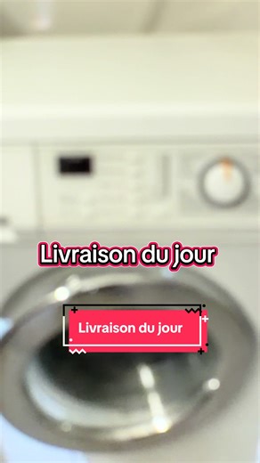 Tu savais que le surdosage de lessive est une des premières causes de panne sur les lave-linge? C’est ce qui est arrivé à ma cliente: sa machine de 20 ans était complètement en surdosage alors elle a décidé de passer au niveau supérieur avec cette Miele TwinDos. Le problème? Elle adore sa lessive habituelle et ne voulait pas forcément utiliser les cartouches UltraPhase de Miele. La solution: On lui a installé les réservoirs vides rechargeables! C’est très simple: Tu remplis avec TA lessive préfé