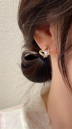 Stylish Mesh Loop Earrings for Every Occasion ✨