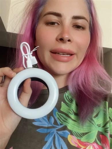 OlumiRing vs. Ring Lights What’s the Difference #ContentCreationGear #VideoCallLighting #CameraGlowUp #SelfieLighting #InstantCameraUpgrade