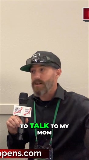 Reflecting on childhood, someone realized the amazing experience of family dinners. The dinner table is a great place to talk. Put the phones away and discover what's going on. What do you learn from dinner conversations? #family #dinner #conversations #lessons #childhood | hollyVOOD Graphic Novel | Facebook