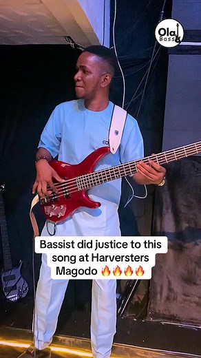 Amazing Bass Performance by a Talented Bassist