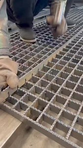 Building a square grid wire fence. | Welding Boy ideas