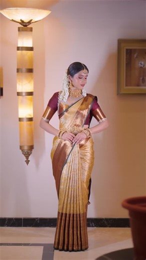 Roopali Mishhra on Instagram: "What a beautiful experience to be a part of @thivyan.jayareuben workshop🙌 😍Huge shoutout to : @pratyushas_mehendi_makeovers for bringing me on board and for trusting me to be Thivyan’s bride for the workshop 😘 @thivyan.jayareuben what a joy it was to witness your passion, craft & draping perfection in every detail 🤌 @keevan.rajaratnam for curating the perfect hairstyle 😍 @dineshnemalikanti for completing the look with a flawless makeover 💁🏼‍♀️ . . . #hyderab