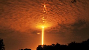 SpaceX Dragon capsule delivers new station docking port