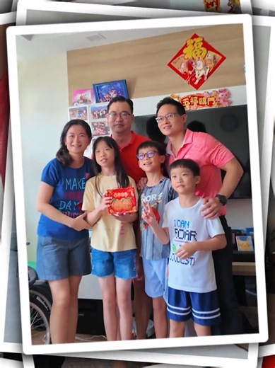 Visited Blk 304 over the weekend. This year is special as we got to extend both CNY and Ramadan greetings to residents at the same time. Was also nice to catch residents with their families and friends, busy with CNY visits and enjoying time together. 😊